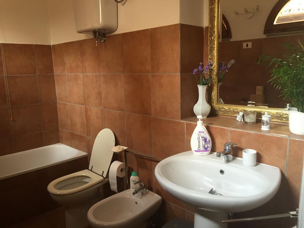 Ferienwohnung Casa Di Emanuela Spello Zimmer foto